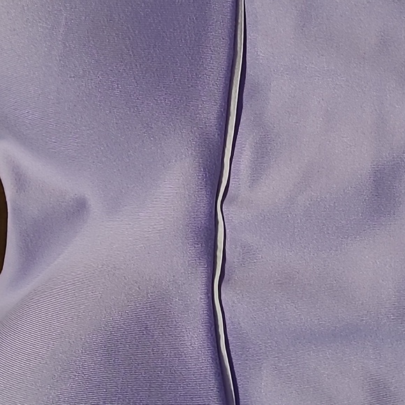 Victoria's Secret Like New lavender criss cross sports bra lined soft adjustable - Picture 6 of 11
